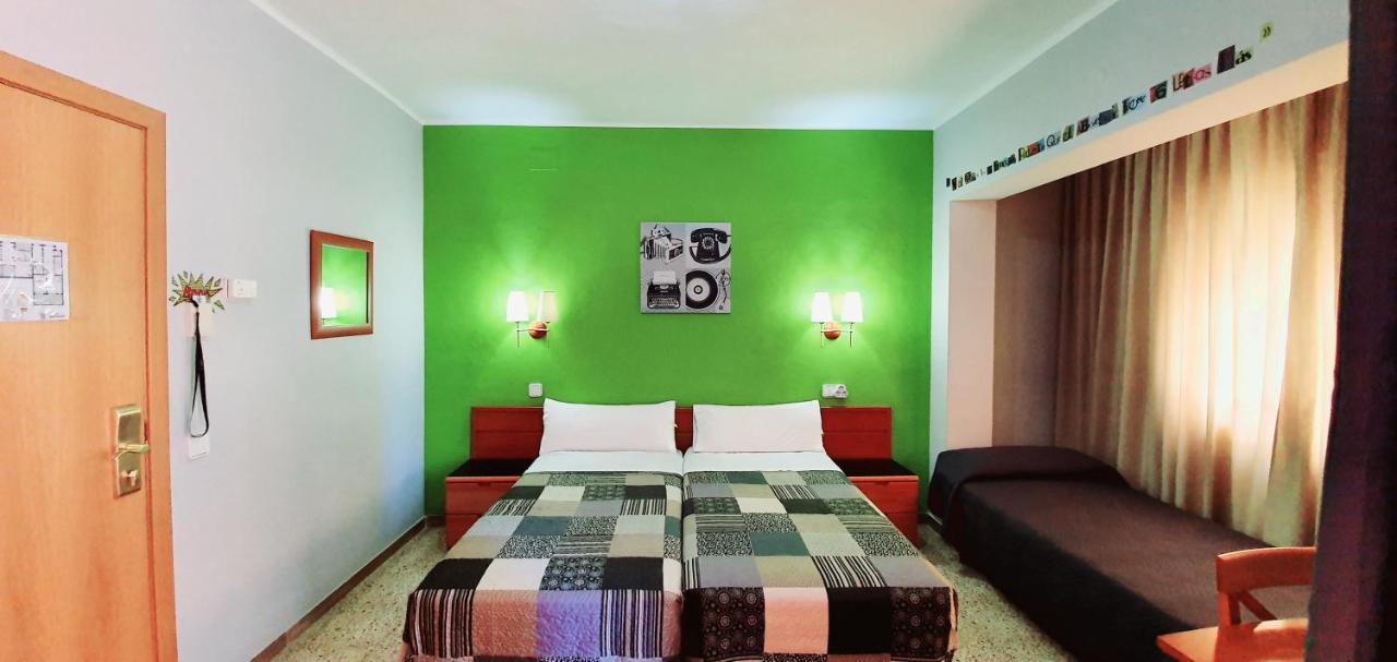 מלון Marinada קמברילס מראה חיצוני תמונה